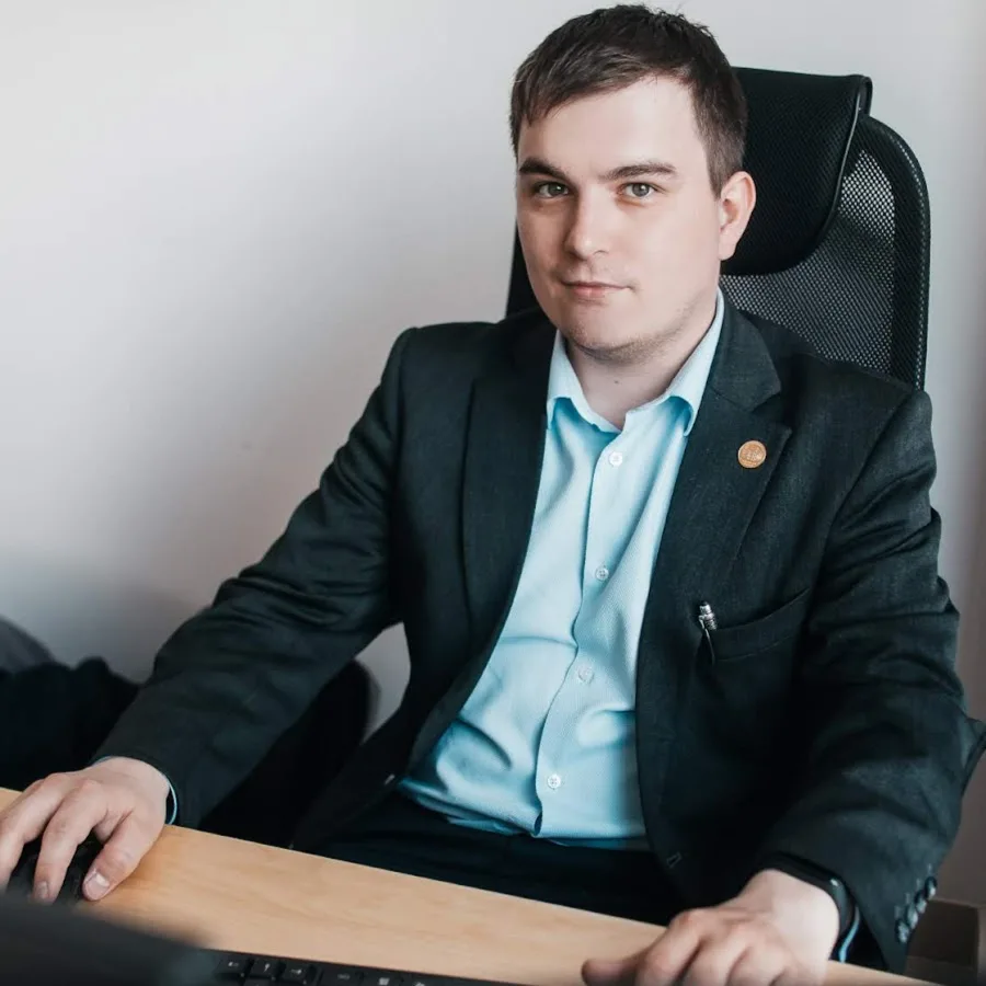Дмитрий Сергеев